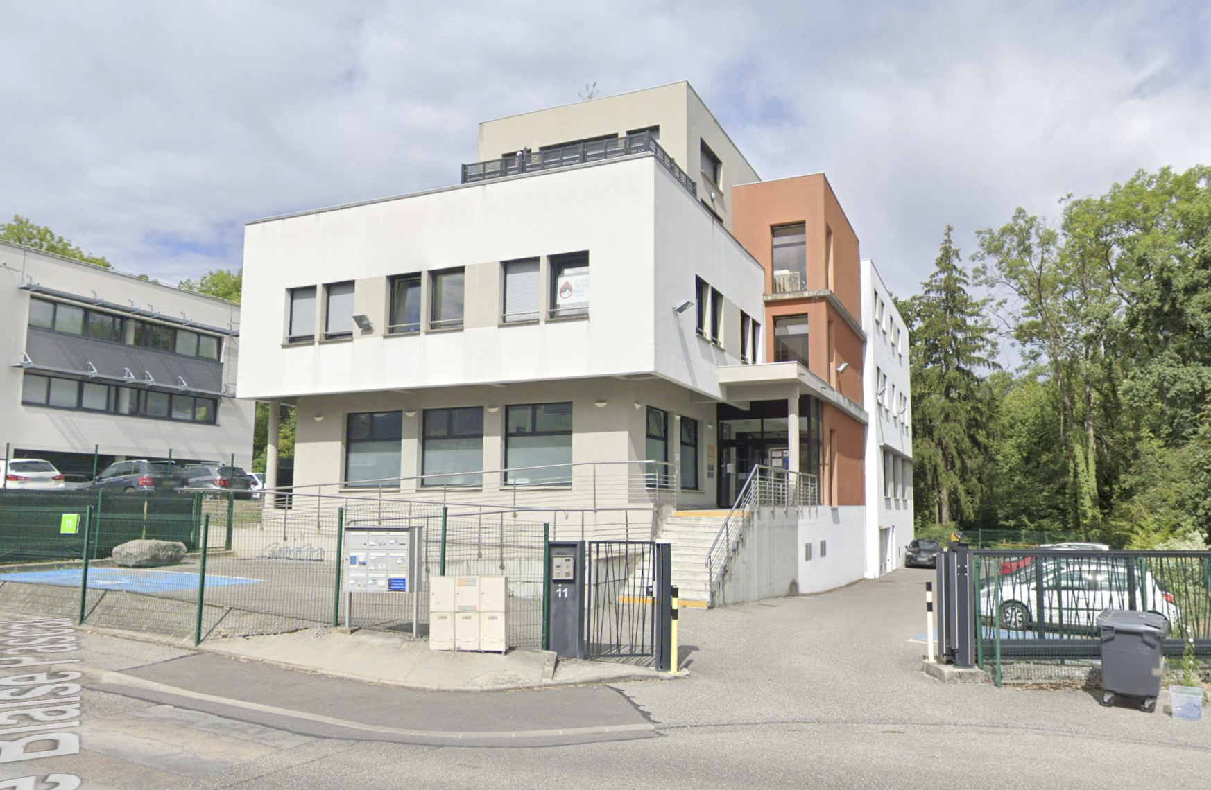 Façade du cabinet à Seynod
